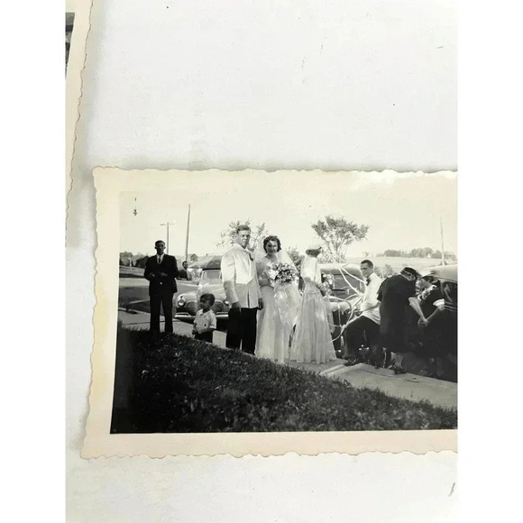 VTG Lot of 7 Wedding Day B&W Family Special Day Photographs Mid 50's - Picture 2 of 8